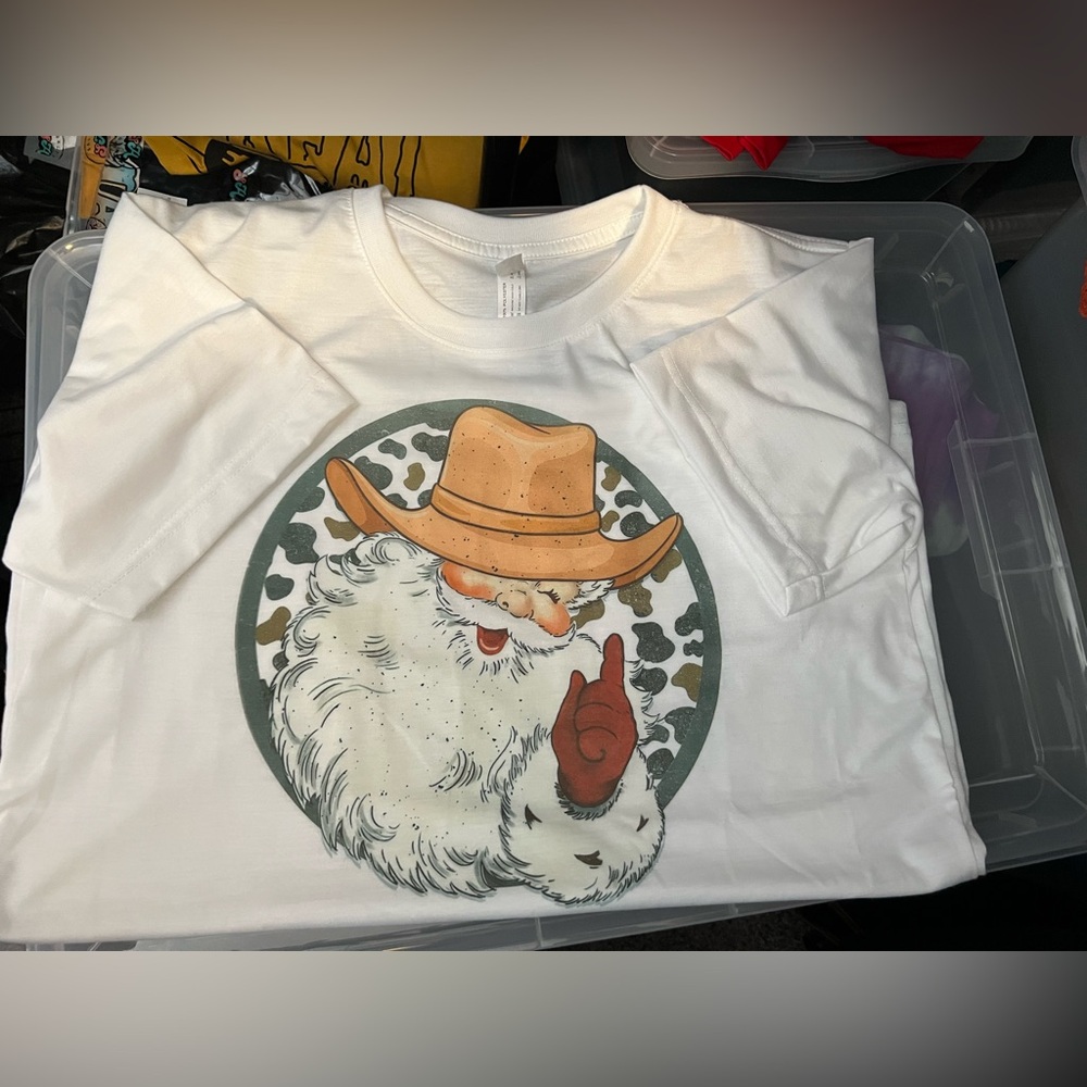 New custom made camo Santa short sleeve shirts